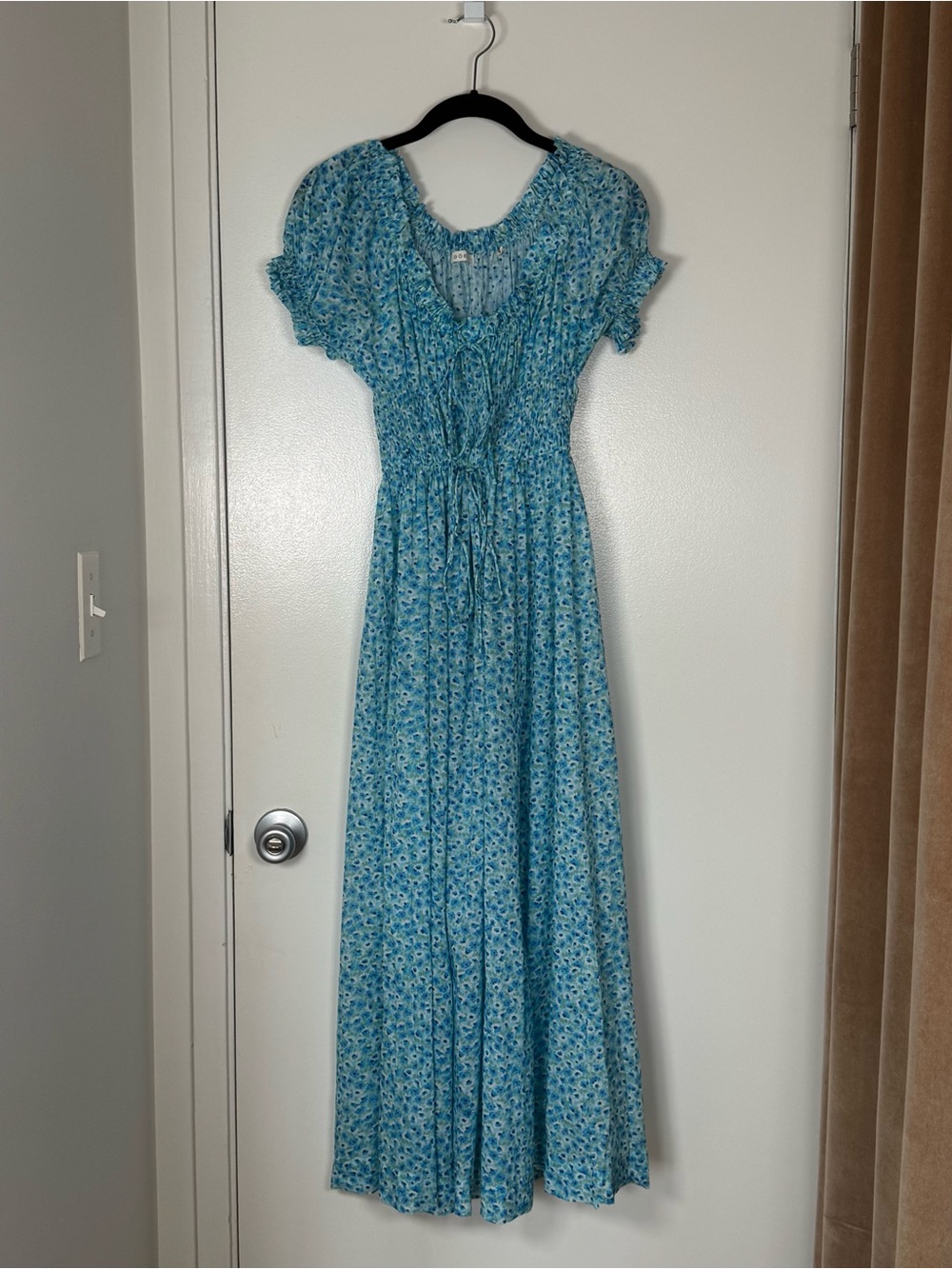 Doen Ashlynn Midi Dress in Bleu Daisy Fields